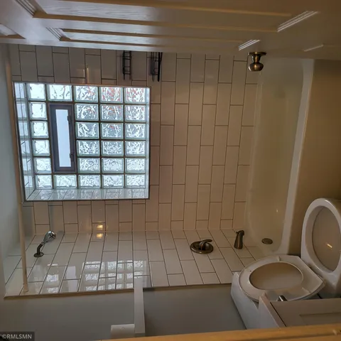 $385,000 | 2308 16th Avenue East, North St. Paul, MN 55109