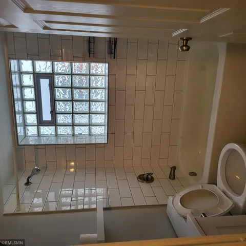 $385,000 | 2308 16th Avenue East, North St. Paul, MN 55109