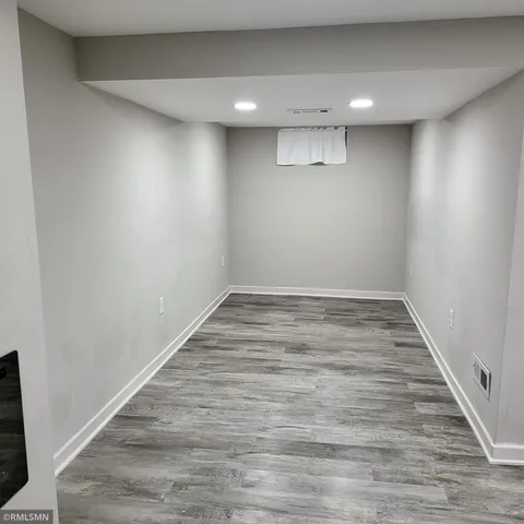 $385,000 | 2308 16th Avenue East, North St. Paul, MN 55109