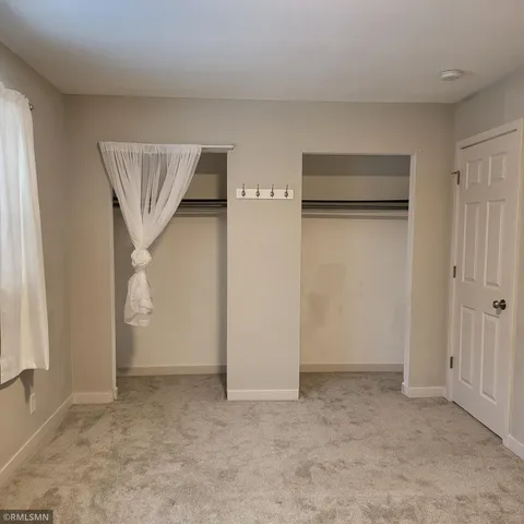 $385,000 | 2308 16th Avenue East, North St. Paul, MN 55109