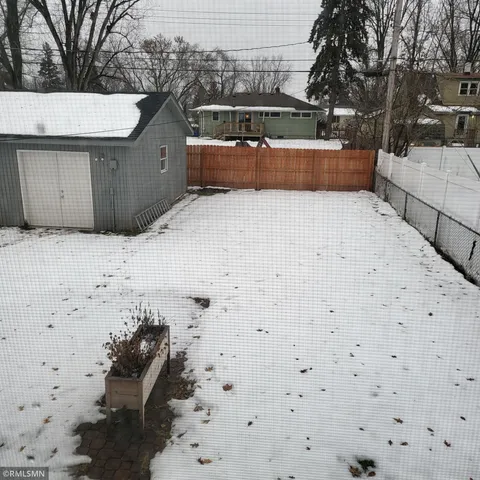 $385,000 | 2308 16th Avenue East, North St. Paul, MN 55109