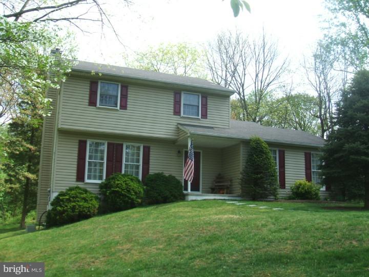 2605 Pheasant Run Spring City, PA 19475 - Photo 2 of 8 Gallery Image 2