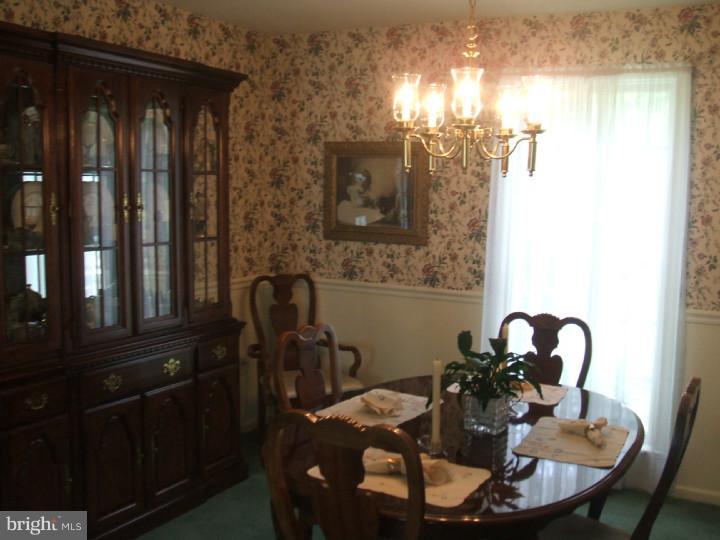 2605 Pheasant Run Spring City, PA 19475 - Photo 6 of 8 Gallery Image 6
