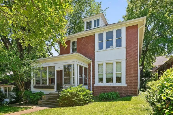 $799 | 938 Fortwood Street, Unit 3, Chattanooga, TN 37403