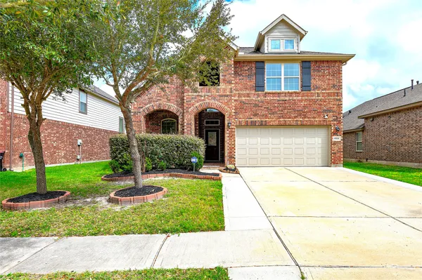 $2,500 | 6526 Hunters Creek Lane, Baytown, TX 77521