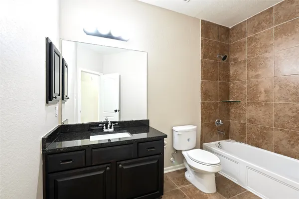 $2,500 | 6526 Hunters Creek Lane, Baytown, TX 77521