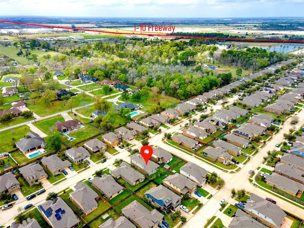 $2,500 | 6526 Hunters Creek Lane, Baytown, TX 77521