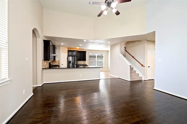 $2,500 | 6526 Hunters Creek Lane, Baytown, TX 77521