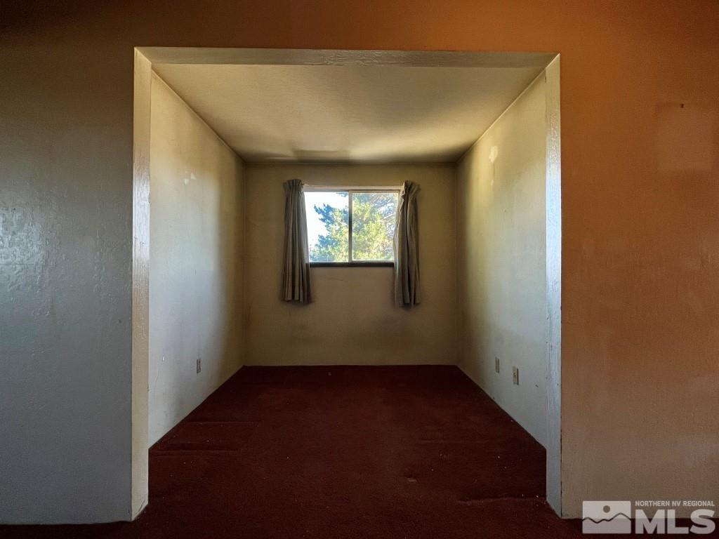 15775 Fawn Lane Reno, NV 89511 - Photo 7 of 37 Photo 7