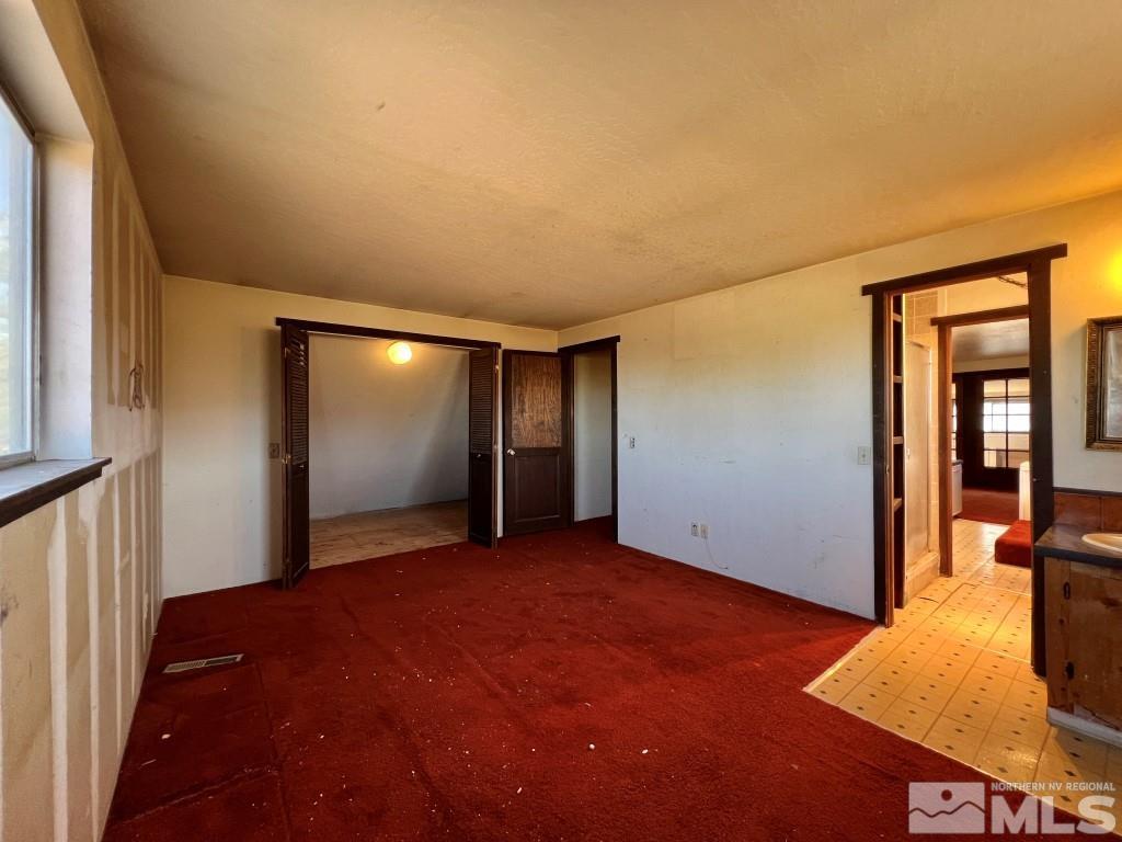 15775 Fawn Lane Reno, NV 89511 - Photo 9 of 37 Photo 9