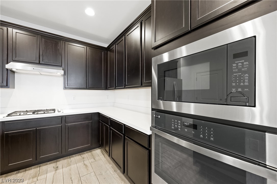 952 East Sunset Road Henderson, NV 89011 - Photo 12 of 53 Gallery Image 12