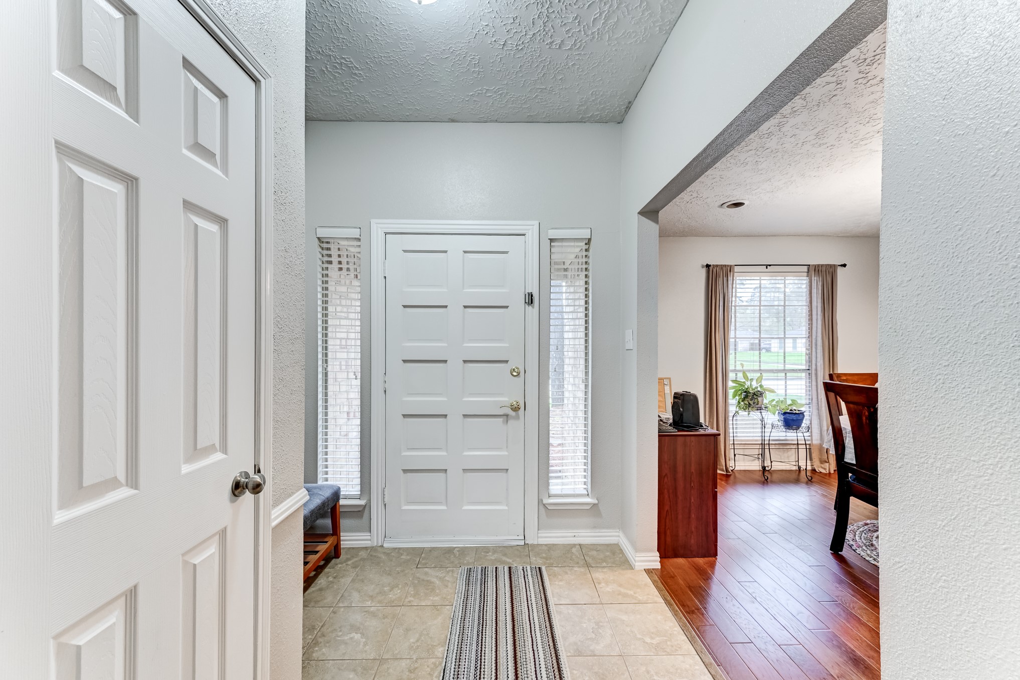2507 Whispering Springs Drive Spring, TX 77373 - Photo 6 of 44