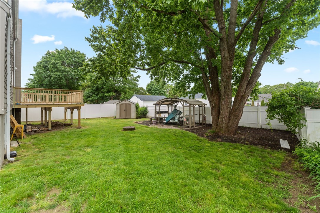 538 Bound Road Woonsocket, RI 02895 - Photo 29 of 32