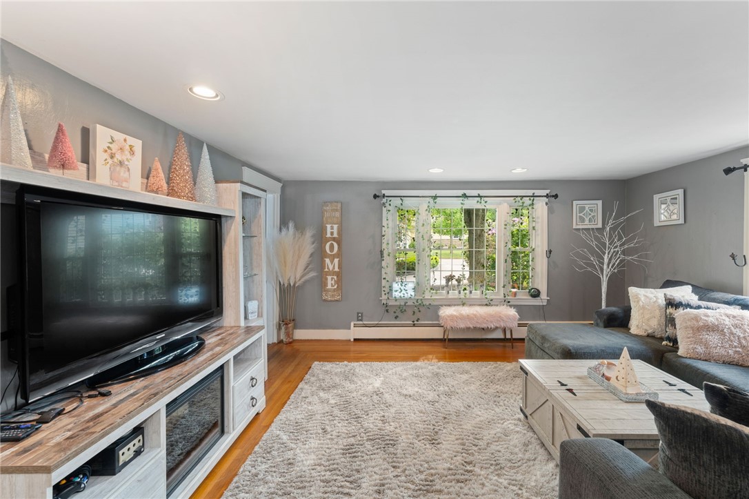 538 Bound Road Woonsocket, RI 02895 - Photo 7 of 32