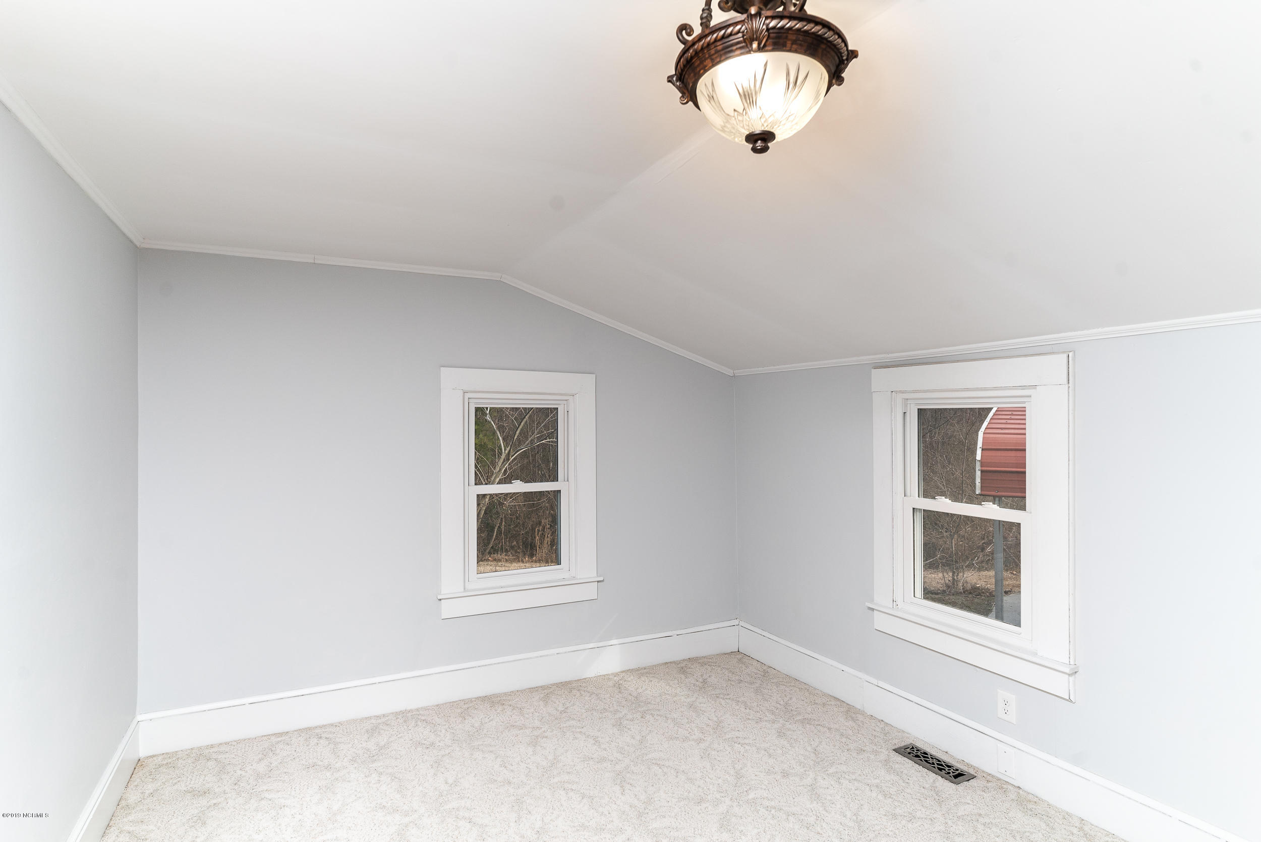 79 Mill Road Washington, NC 27889 - Photo 18 of 40 Upstairs Bedroom