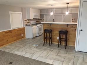 120 Overland Court Azle, TX 76020 - Photo 3 of 12