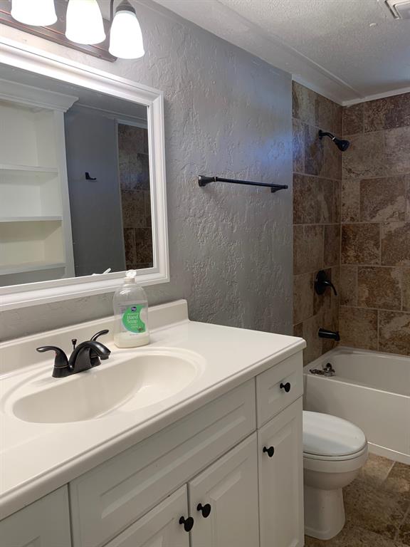 120 Overland Court Azle, TX 76020 - Photo 9 of 12