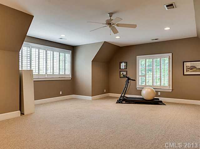 2116 Harris Road Charlotte, NC 28211 - Photo 14 of 16 Gallery Image 14