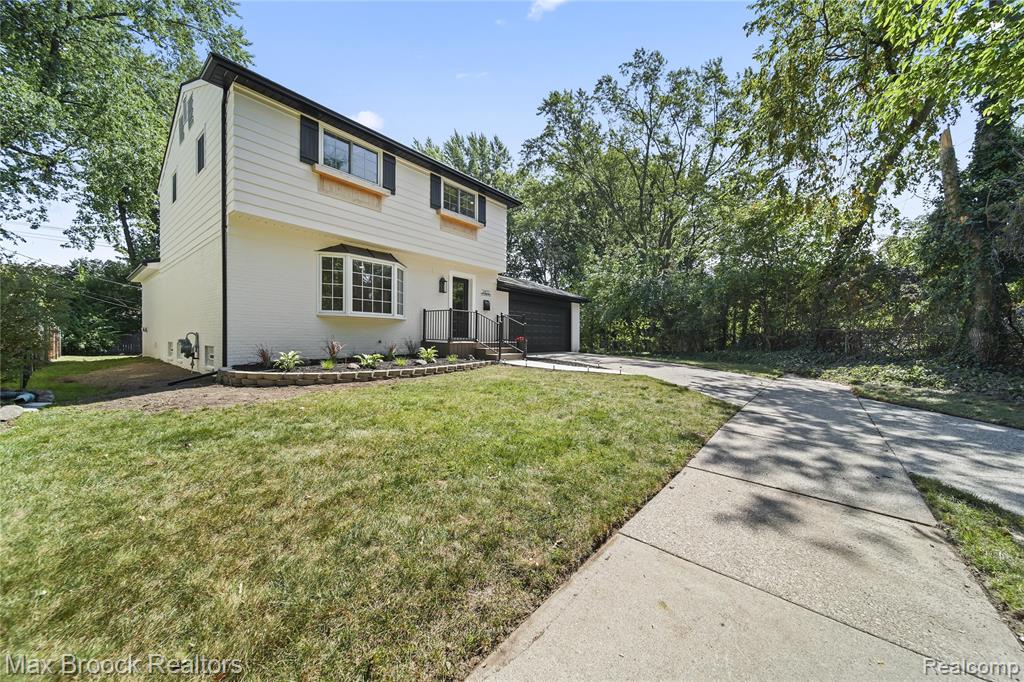 2422 Oliver Road Royal Oak, MI 48073 - Photo 43 of 57 Gallery Image 43