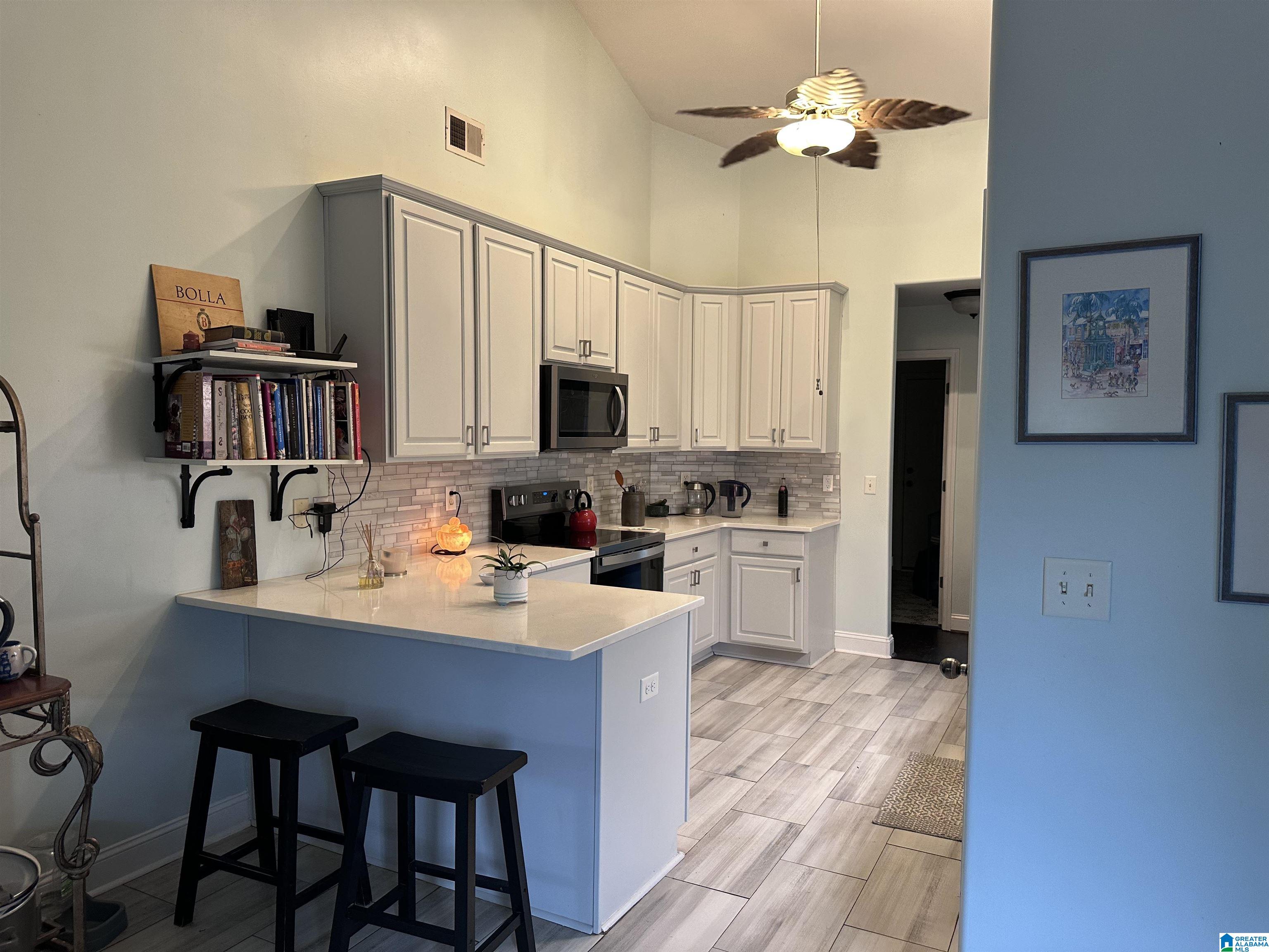 313 Tanglewood Circle Alabaster, AL 35007 - Photo 8 of 22