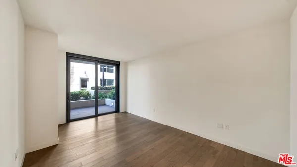 $3,295,000 | 1755 Ocean Avenue, Unit 303, Santa Monica, CA 90401