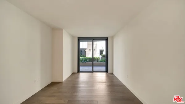 $3,295,000 | 1755 Ocean Avenue, Unit 303, Santa Monica, CA 90401
