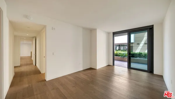 $3,295,000 | 1755 Ocean Avenue, Unit 303, Santa Monica, CA 90401