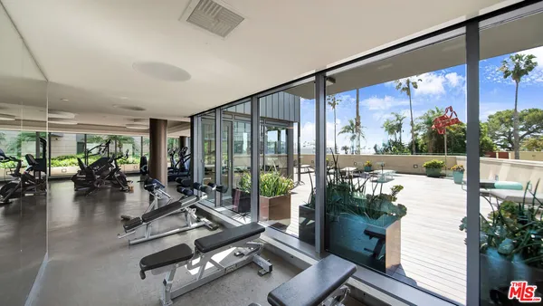 $3,295,000 | 1755 Ocean Avenue, Unit 303, Santa Monica, CA 90401