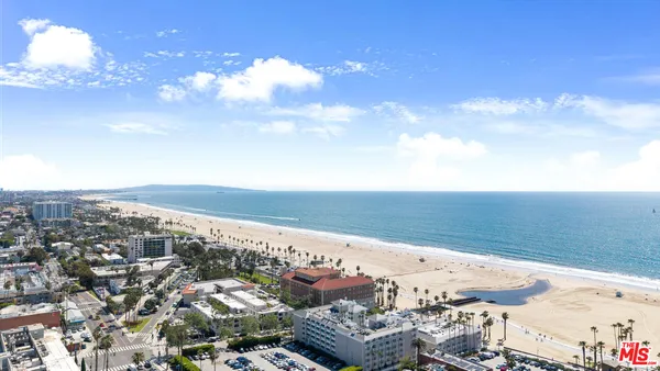 $3,295,000 | 1755 Ocean Avenue, Unit 303, Santa Monica, CA 90401