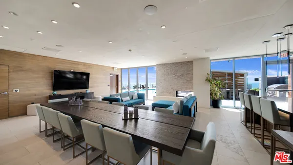 $3,295,000 | 1755 Ocean Avenue, Unit 303, Santa Monica, CA 90401