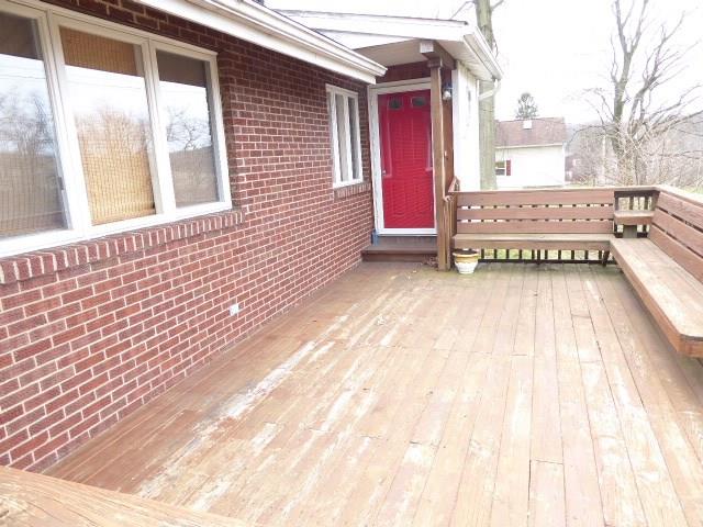 6567 Old Rte 8 North Valencia, PA 16059 - Photo 21 of 24 Front Deck