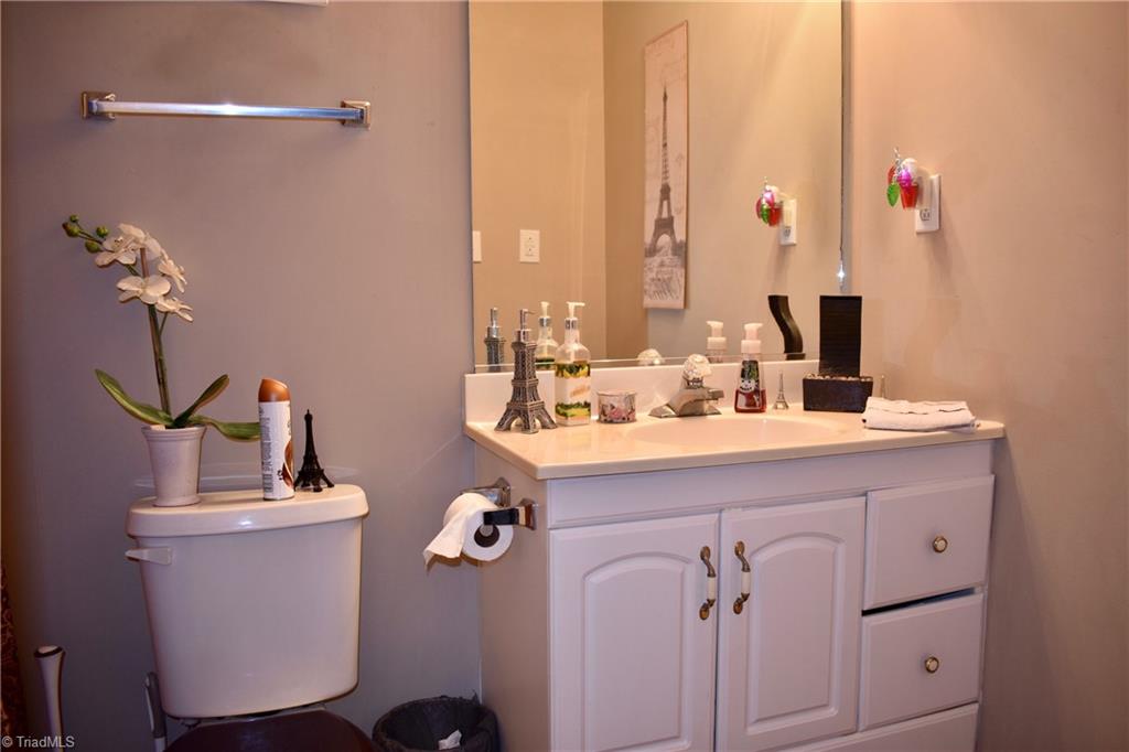 278 Ridge Drive Lexington, NC 27295 - Photo 28 of 48 Gallery Image 28