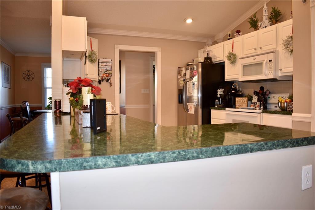 278 Ridge Drive Lexington, NC 27295 - Photo 10 of 48 Gallery Image 10