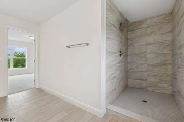 $745,000 | 4 Sterling Drive, Wantage, NJ 07461