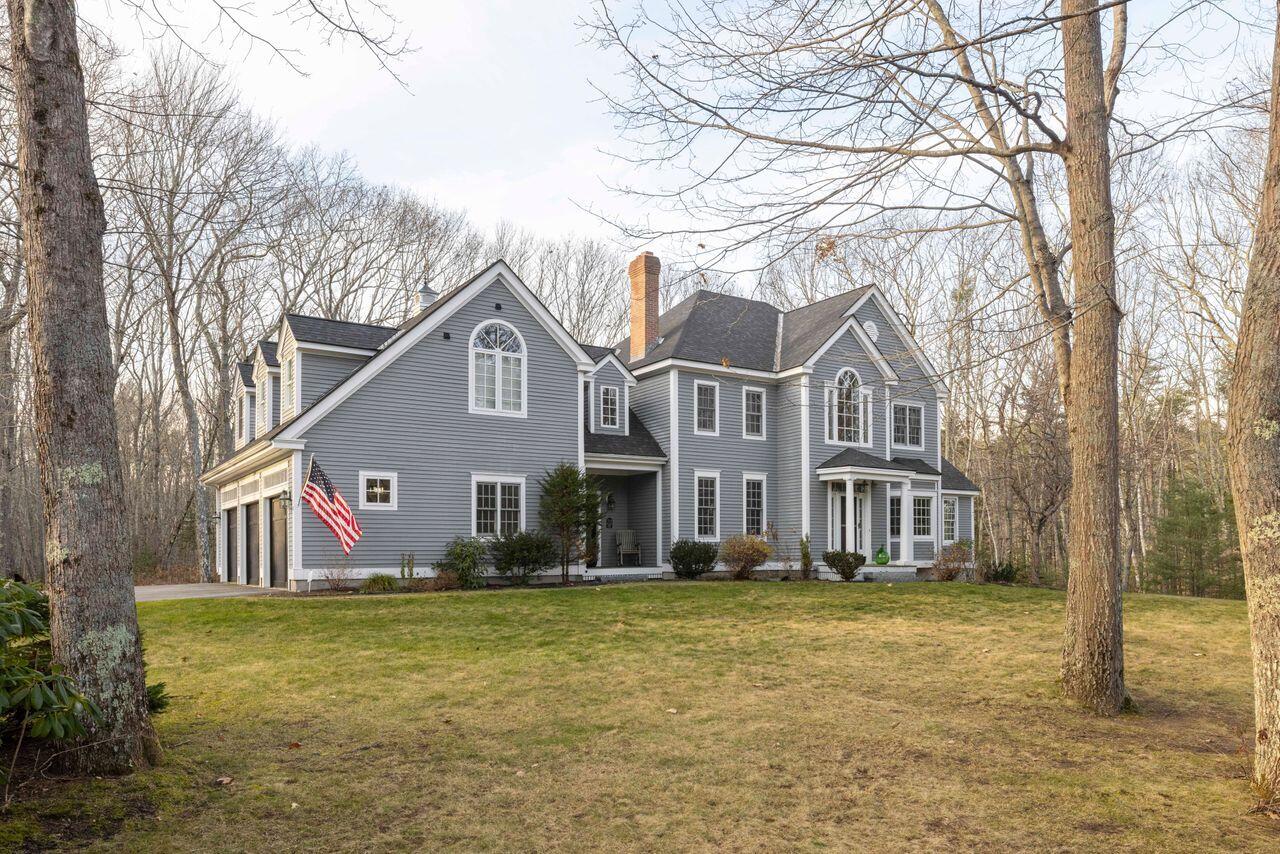 18 Ledgewater Drive Kennebunk, ME 04043 - Photo 2 of 49 Exterior