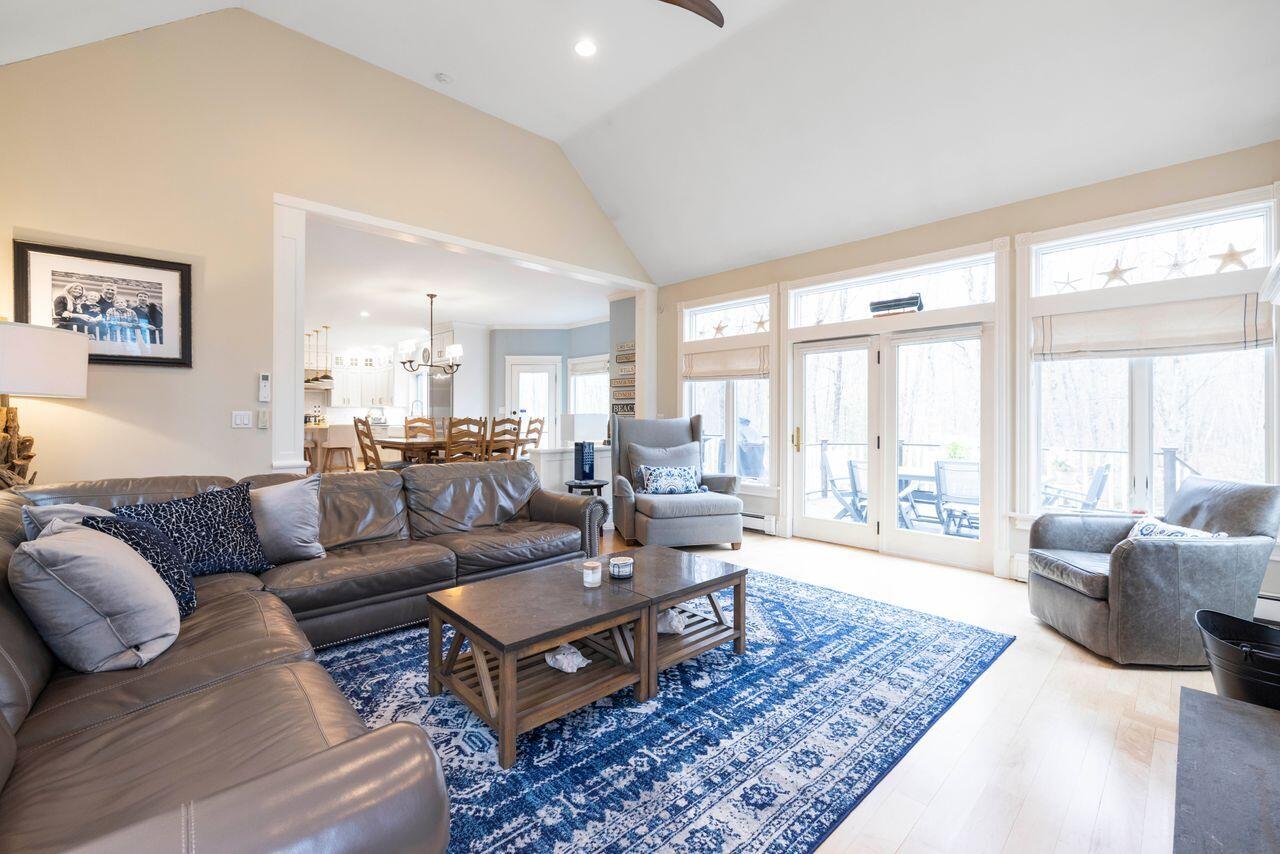 18 Ledgewater Drive Kennebunk, ME 04043 - Photo 21 of 49 Family room