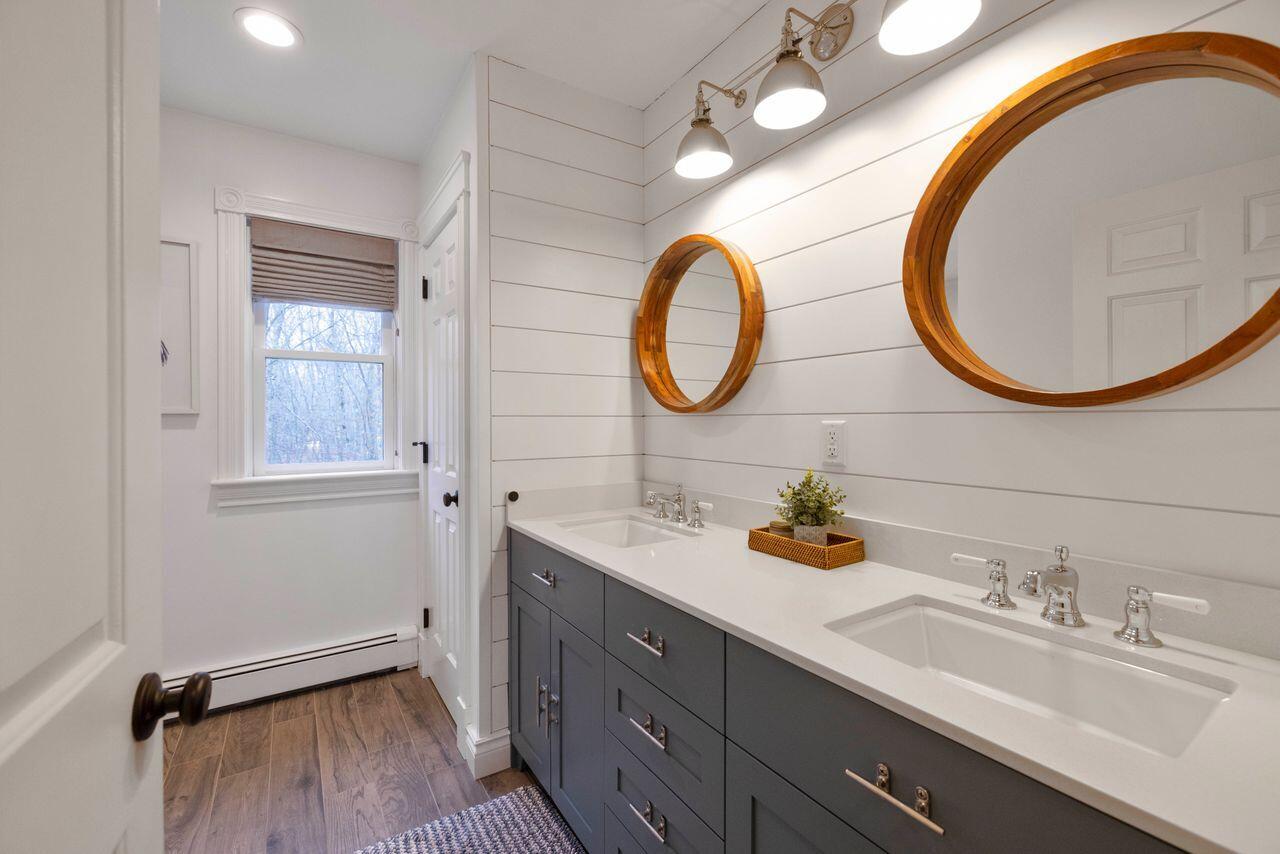 18 Ledgewater Drive Kennebunk, ME 04043 - Photo 33 of 49 Full Bath 2nd level