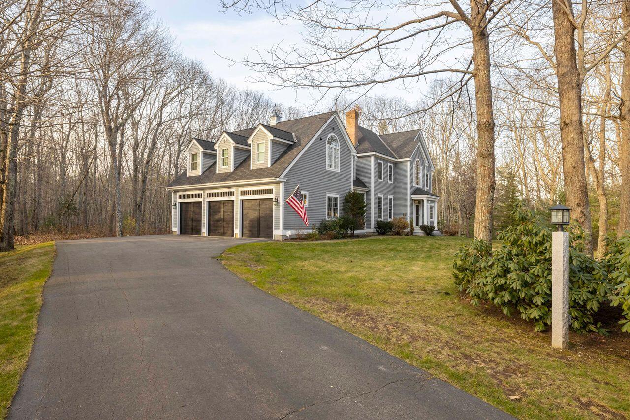 18 Ledgewater Drive Kennebunk, ME 04043 - Photo 4 of 49 View from street