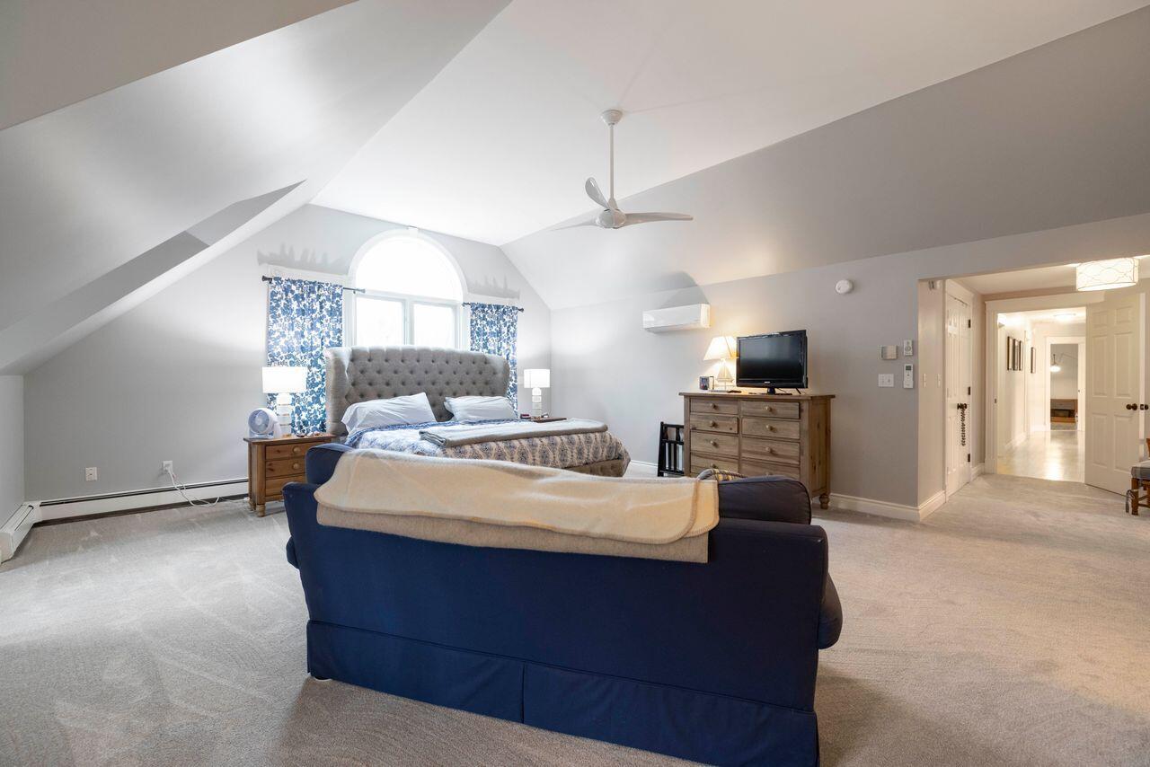 18 Ledgewater Drive Kennebunk, ME 04043 - Photo 41 of 49 Primary bedroom