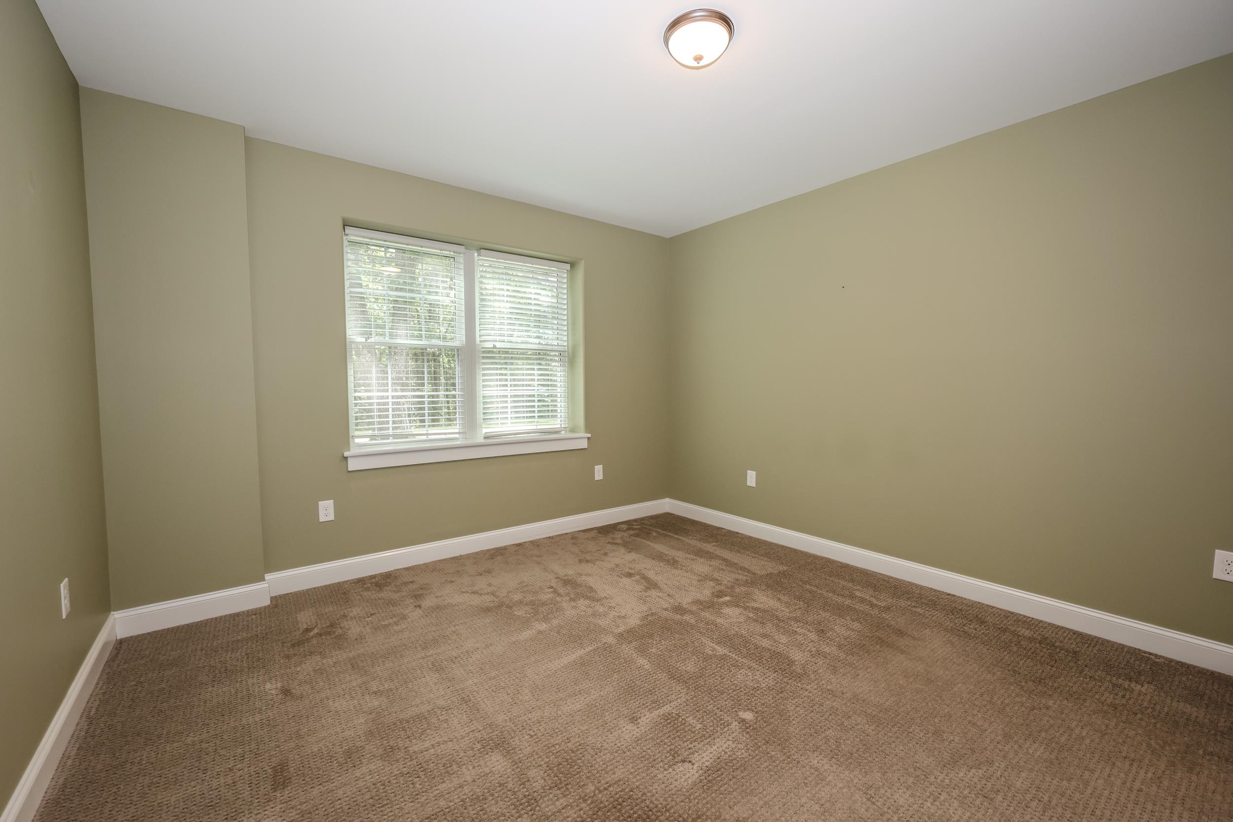 237 Grapevine Road Dunbarton, NH 03046 - Photo 45 of 60 Gallery Image 45
