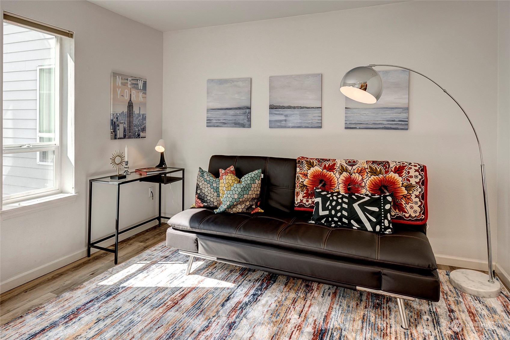 3028 Western Avenue, Unit 408 Seattle, WA 98121 - Photo 31 of 40 a living room with furniture