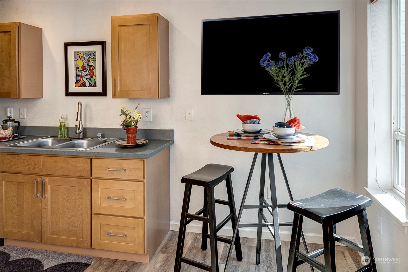 3028 Western Avenue, Unit 408 Seattle, WA 98121 - Photo 6 of 40