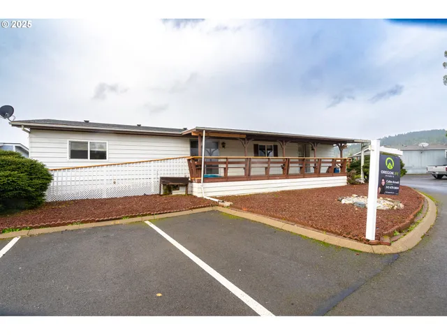 $74,000 | 1200 East Central Avenue, Unit 62, Sutherlin, OR 97479