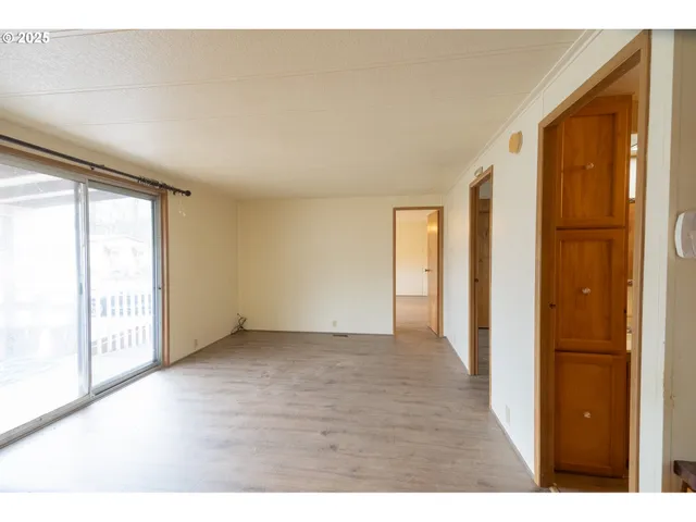 $74,000 | 1200 East Central Avenue, Unit 62, Sutherlin, OR 97479