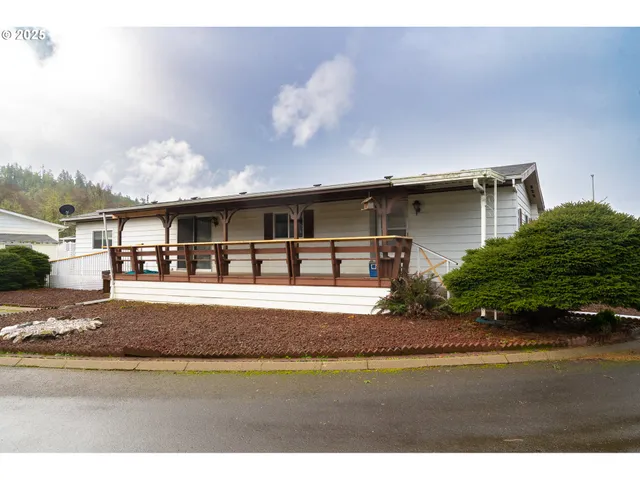 $74,000 | 1200 East Central Avenue, Unit 62, Sutherlin, OR 97479