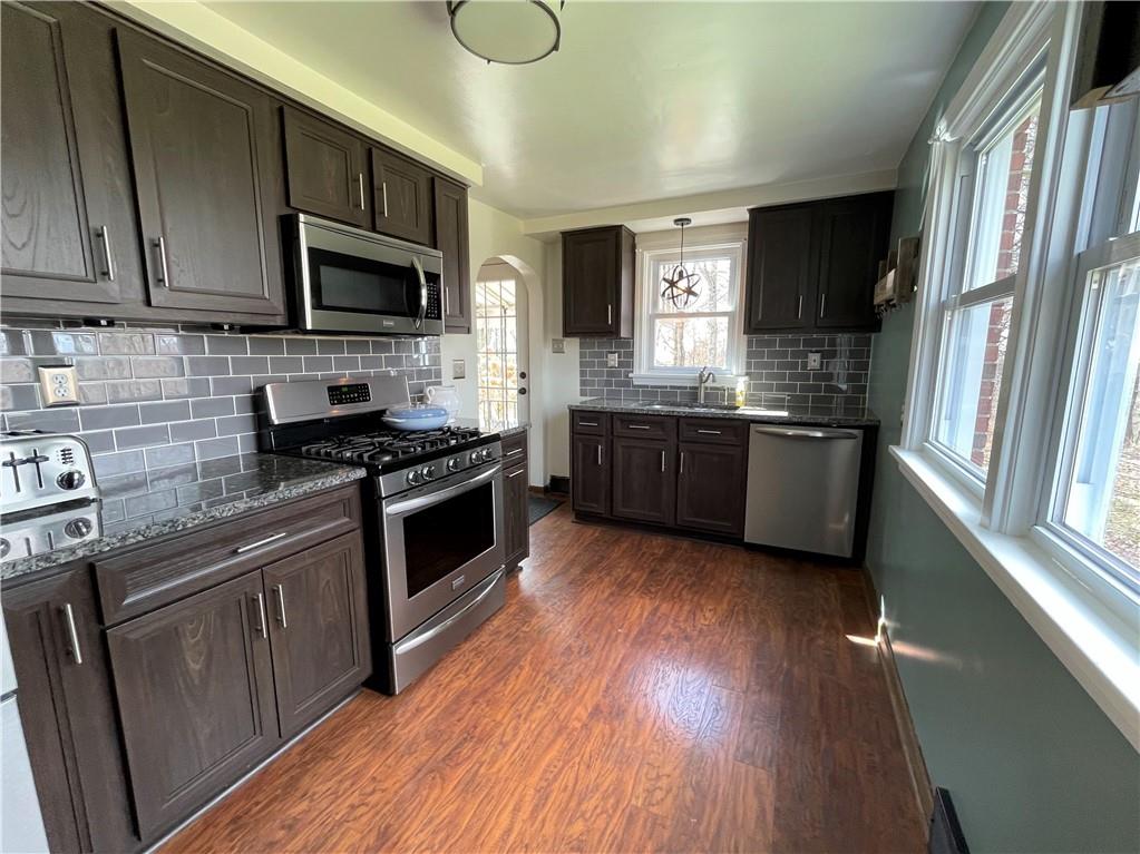1783 Locust Road Franklin Park, PA 15143 - Photo 6 of 25 Gallery Image 6
