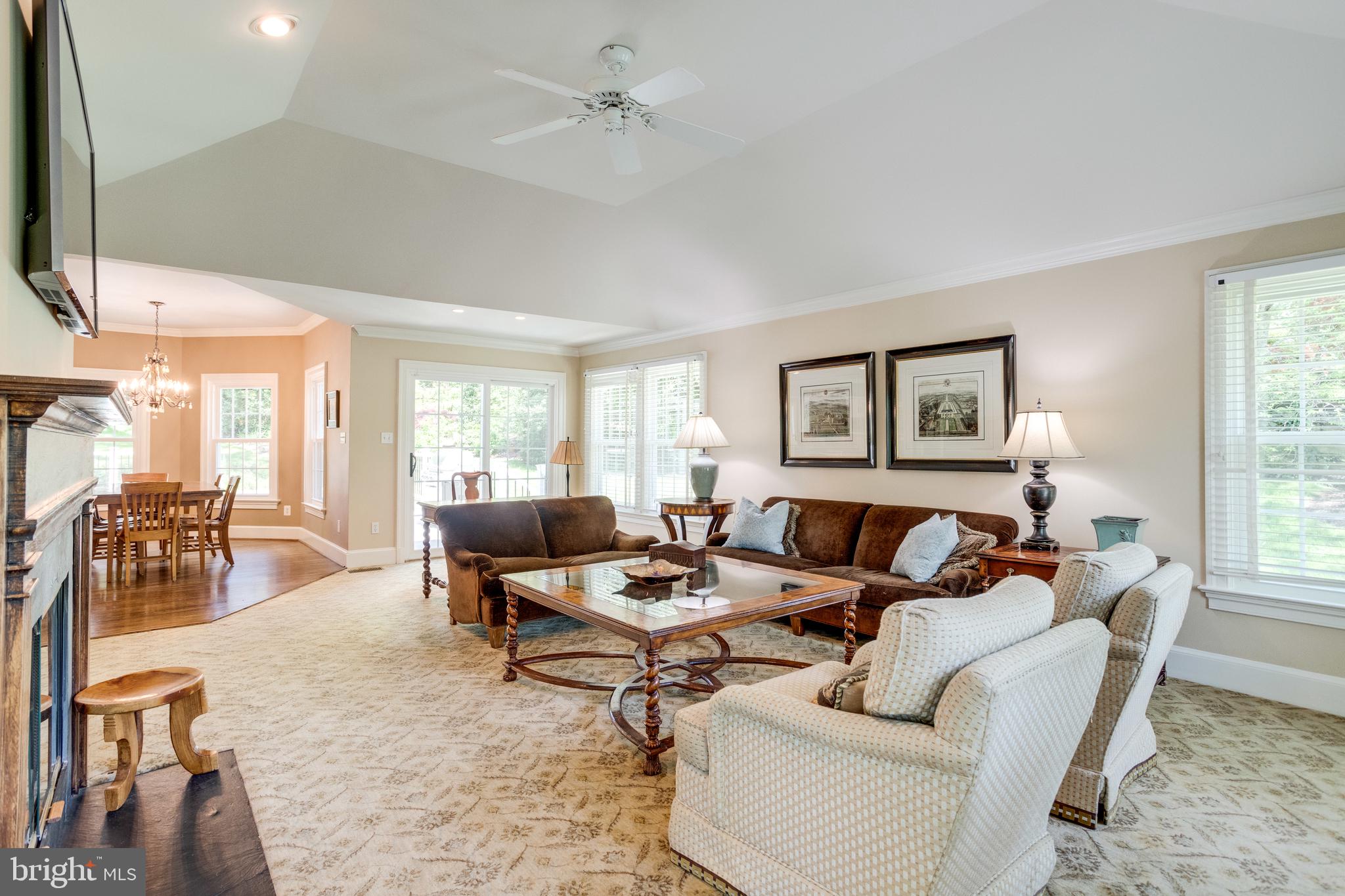 1017 Turkey Run Road McLean, VA 22101 - Photo 12 of 57 Family Room