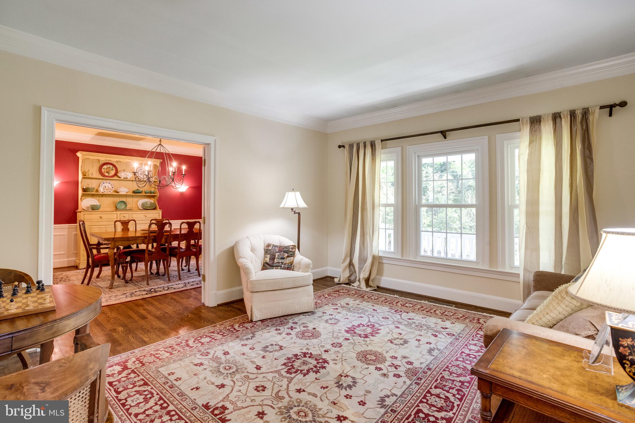 1017 Turkey Run Road McLean, VA 22101 - Photo 15 of 57 Living Room