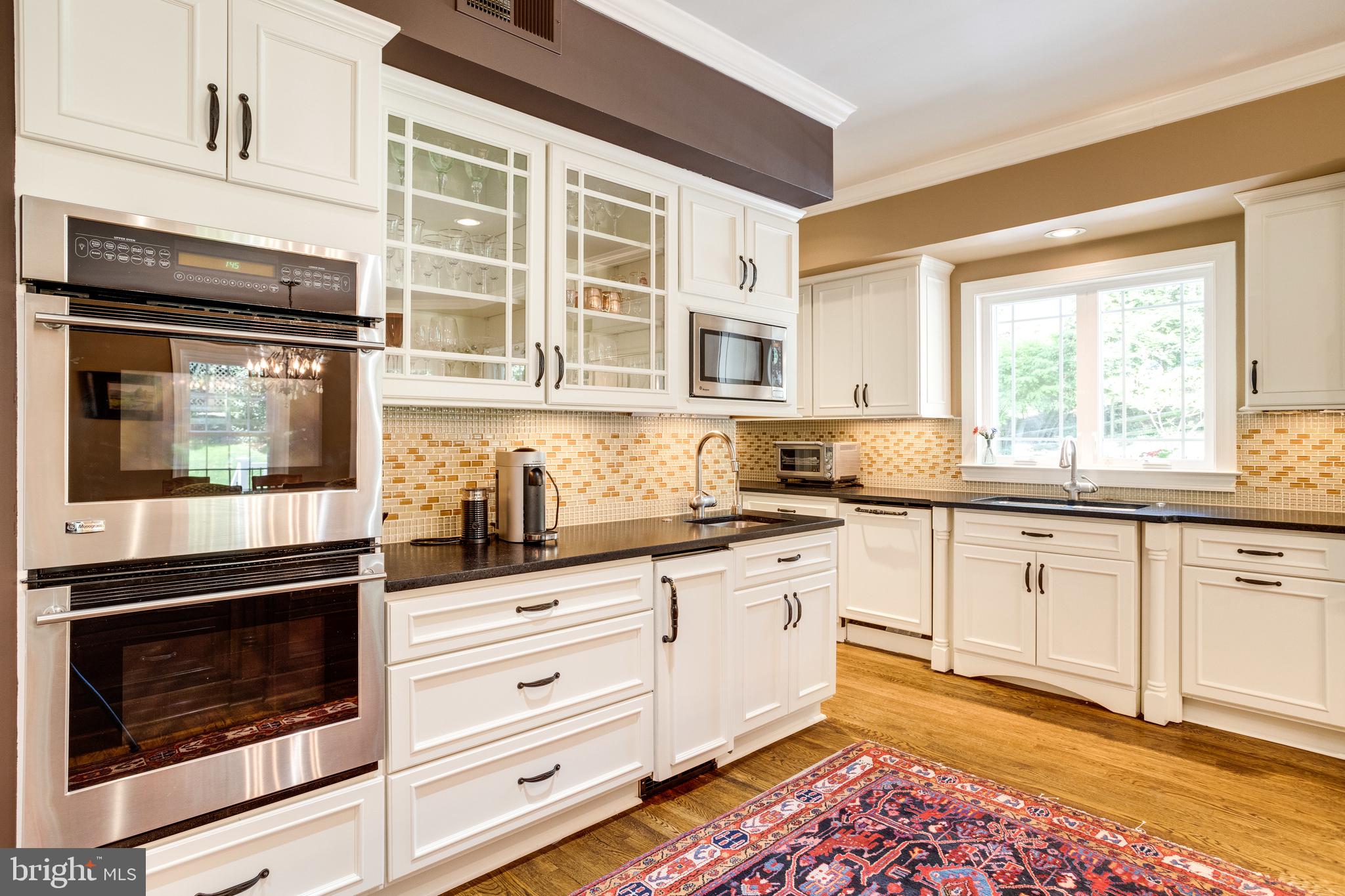 1017 Turkey Run Road McLean, VA 22101 - Photo 8 of 57 Kitchen