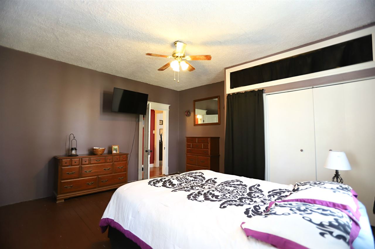 440 Walnut Street Elberfeld, IN 47613 - Photo 11 of 23 Gallery Image 11